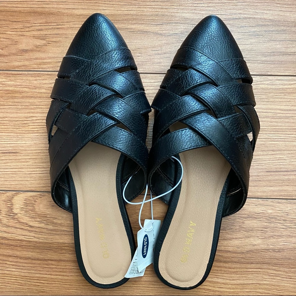 Old Navy Women’s Black Slip On Sandals